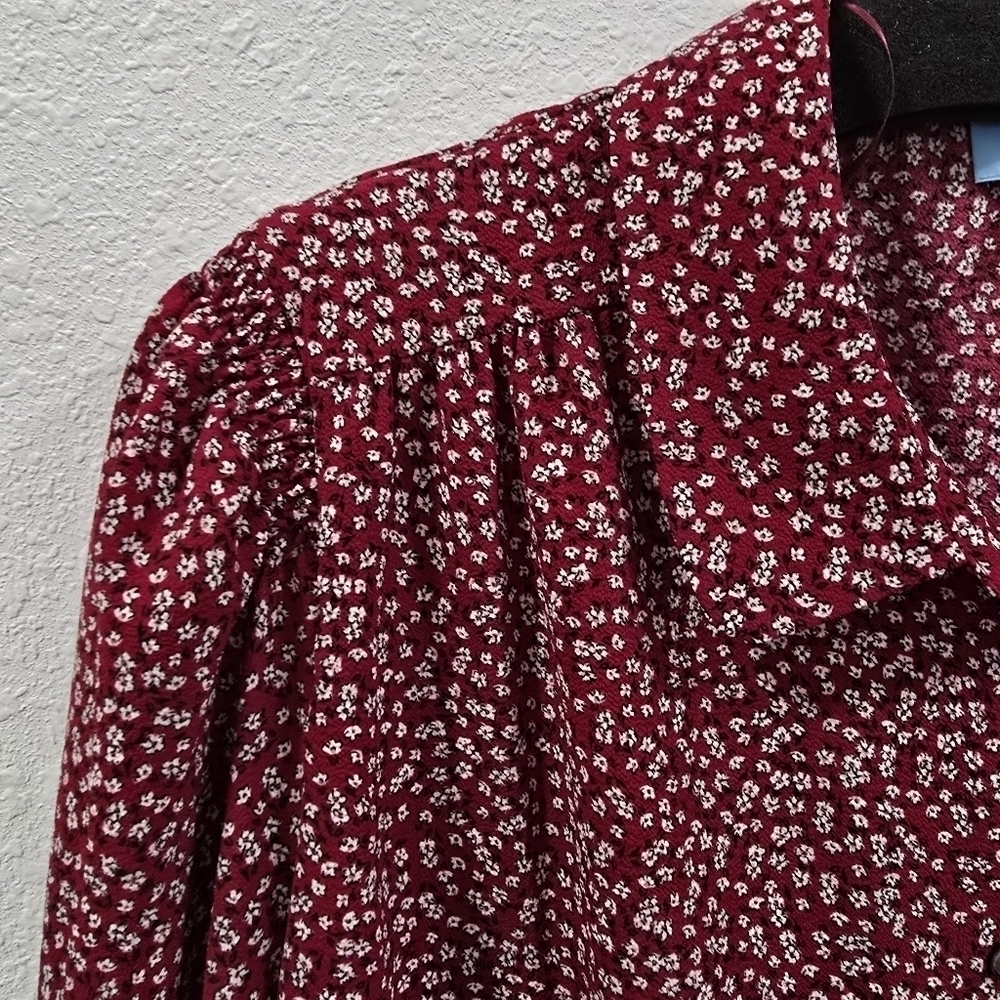 CeCe Long Sleeve Button-Down Floral Blouse with Collar Size 3X. - Picture 3 of 14